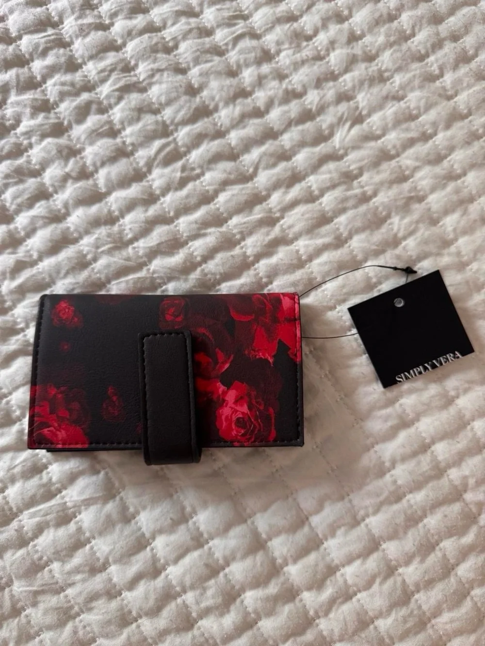 Simply Vera Vera Wang rose printed compact wallet